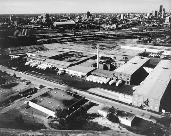 Aerial view of Murphy Warehouse Company with the Minneapolis skyline off to the right.